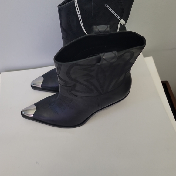 Ganni Bini Western  Chaney Black  Boots - Picture 1 of 8